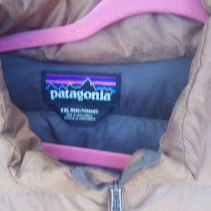 Patagonia down jacket, new jacket, bronze color and blue zipper